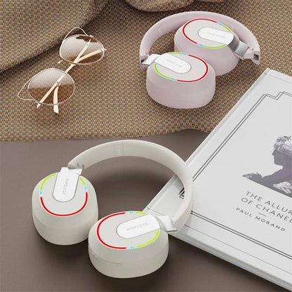 Deux casques audio sans fil​