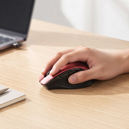 souris ergonomique rouge prise en main