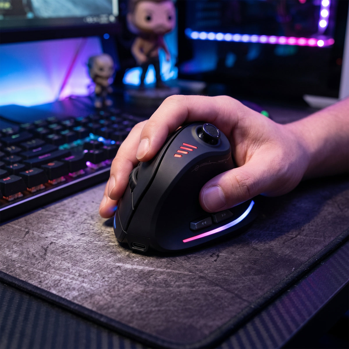 souris gaming ergonomique multipuissance  prise en main